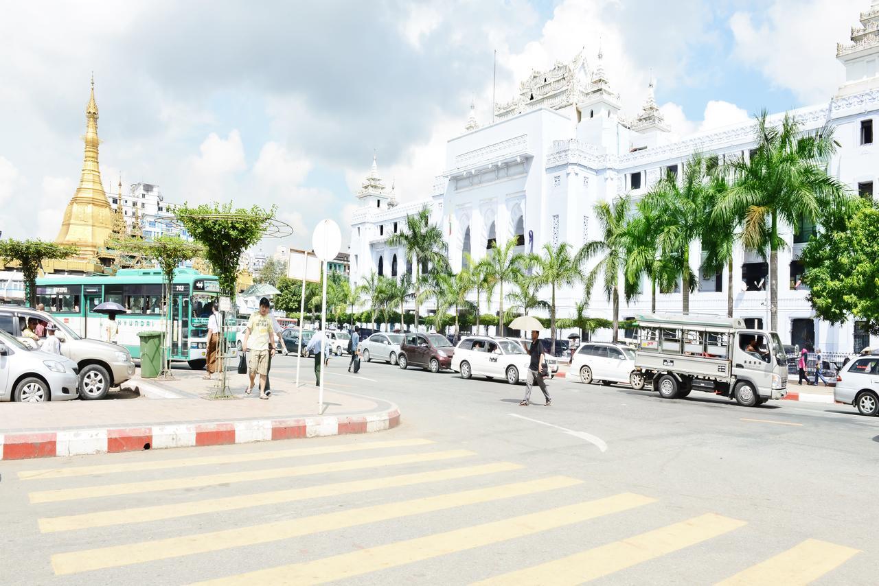 Hotel Bond Yangon Ngoại thất bức ảnh