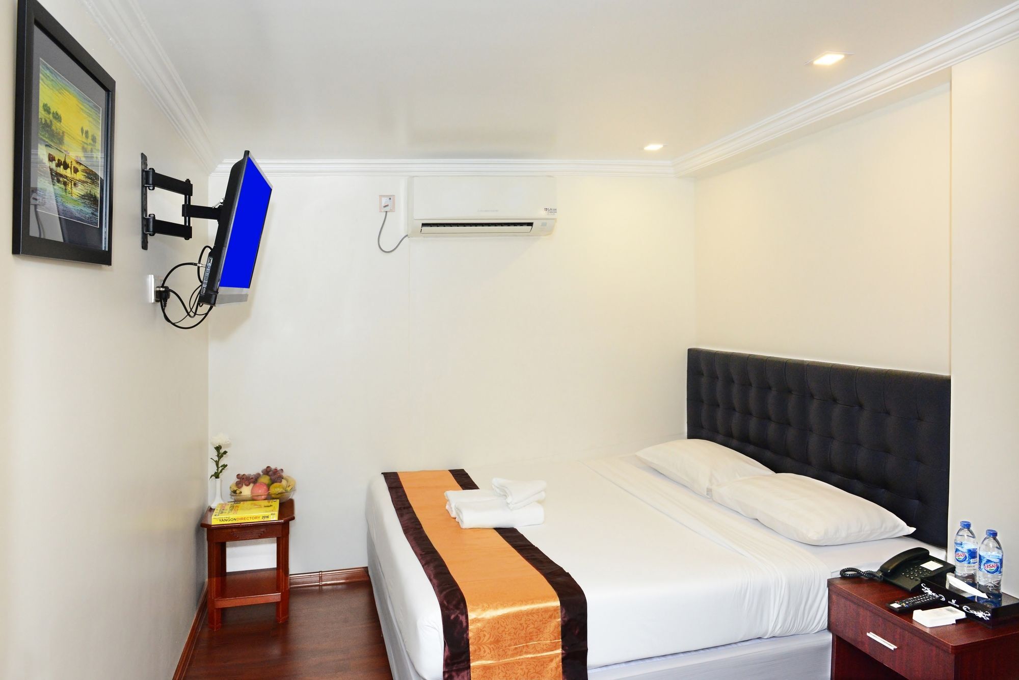 Hotel Bond Yangon Ngoại thất bức ảnh