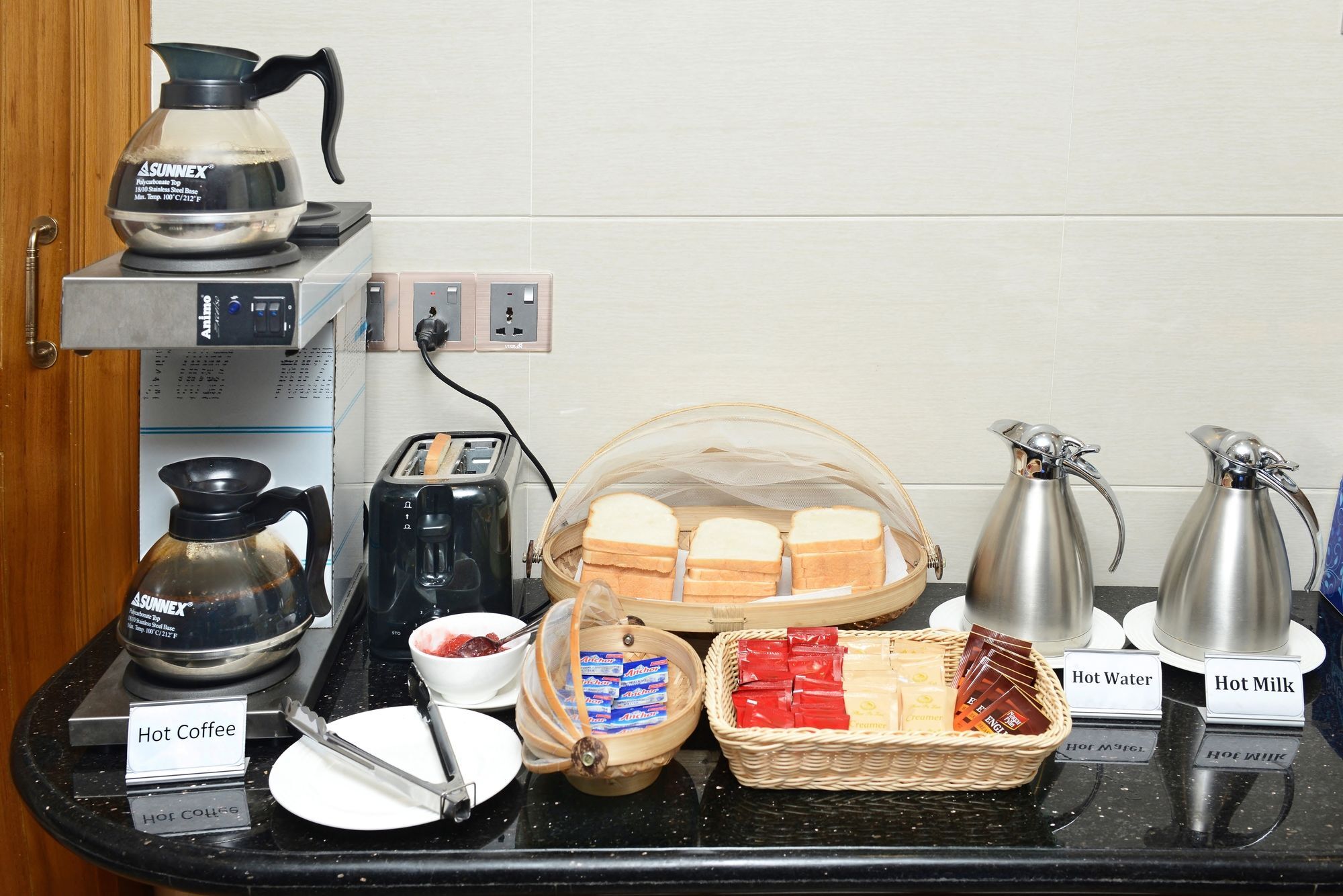 Hotel Bond Yangon Ngoại thất bức ảnh