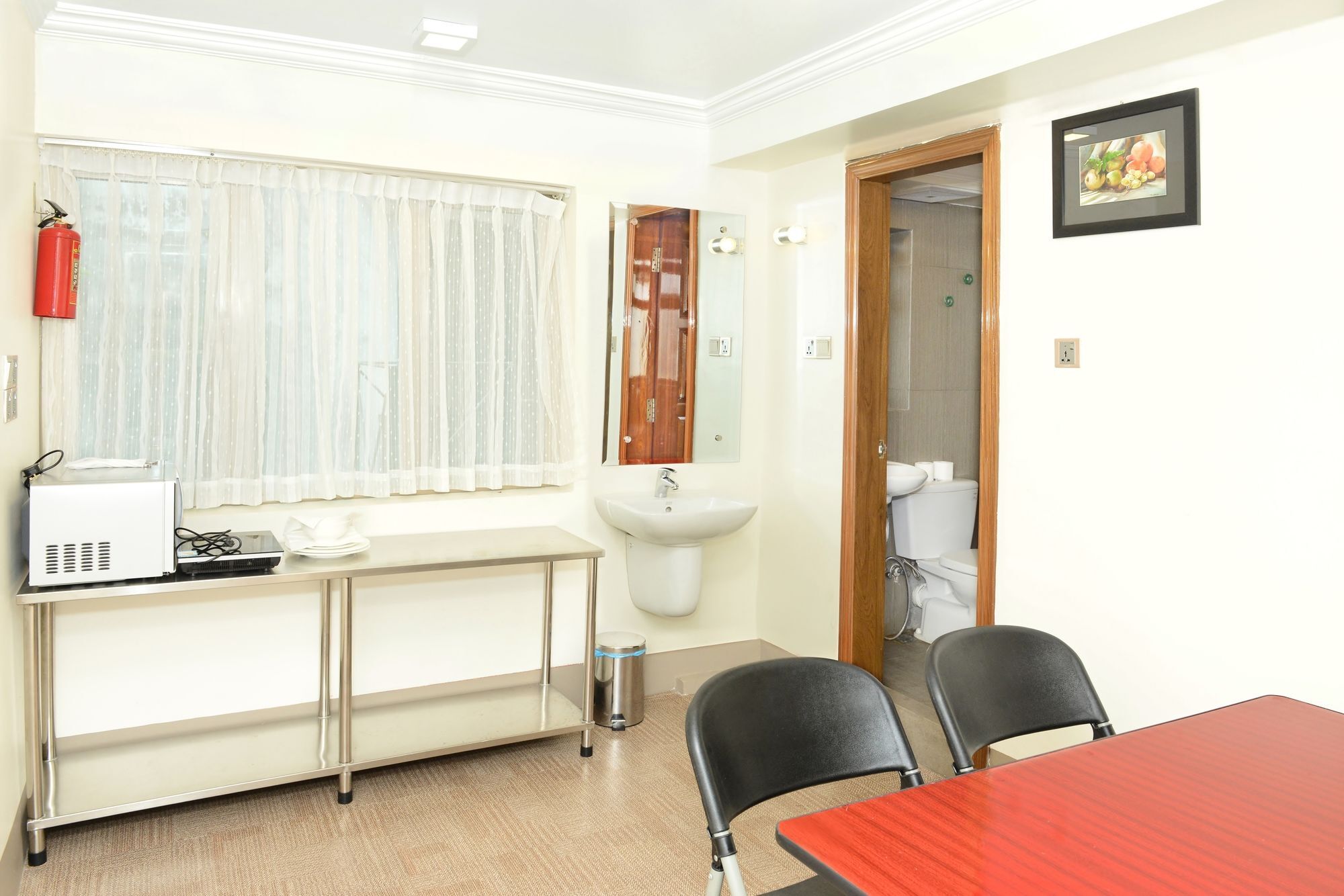 Hotel Bond Yangon Ngoại thất bức ảnh