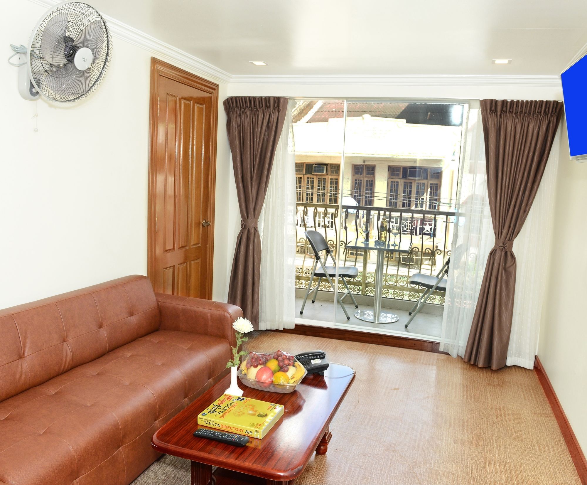 Hotel Bond Yangon Ngoại thất bức ảnh