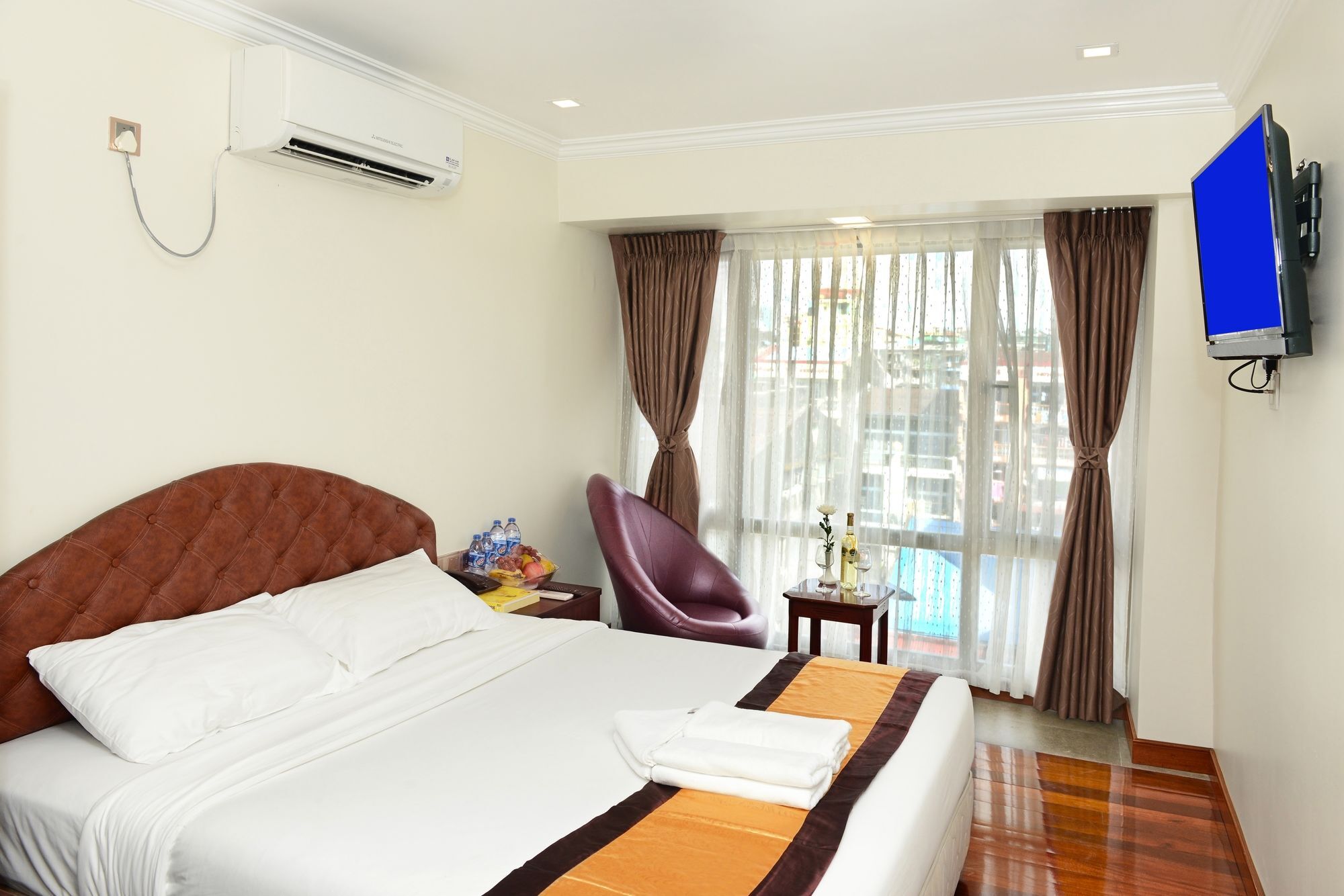 Hotel Bond Yangon Ngoại thất bức ảnh