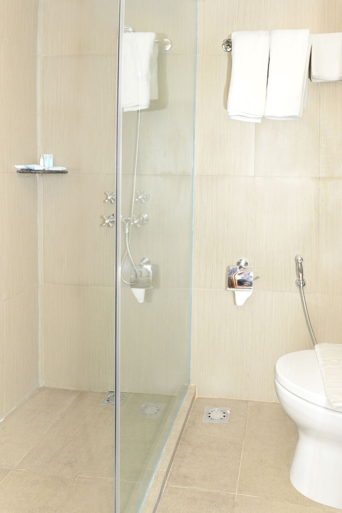 Hotel Bond Yangon Ngoại thất bức ảnh