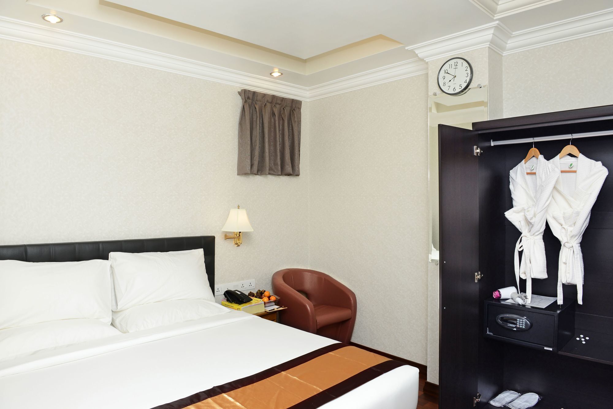 Hotel Bond Yangon Ngoại thất bức ảnh